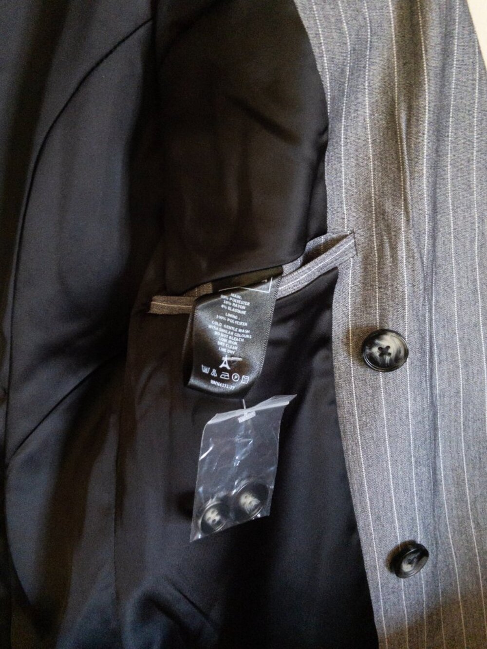 Manière de Voir Delphine Pinstripe Wrap Tie Blazer Black US 2 - Picture 9 of 9
